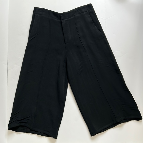ALEXIS Black Wide Leg Culottes Crop Pant Pockets Heavyweight Designer Sz M - Picture 2 of 13